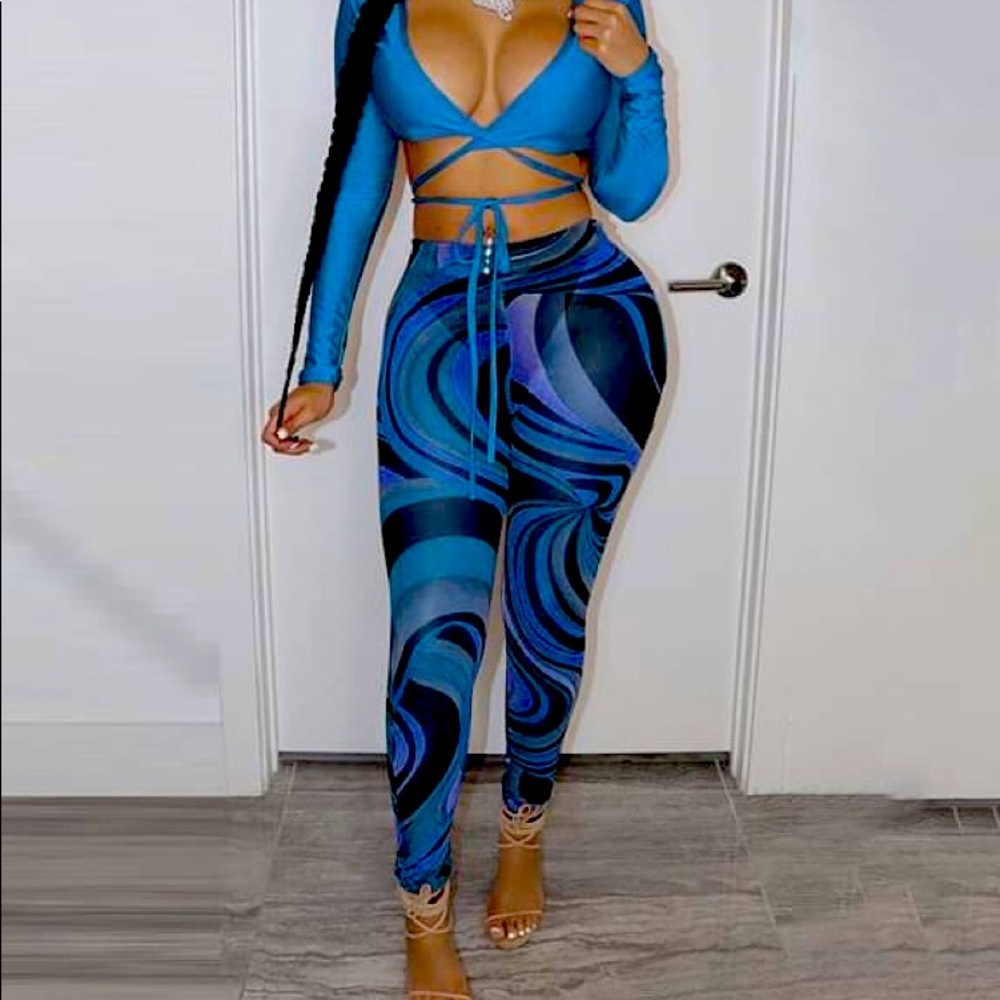 Two piece set